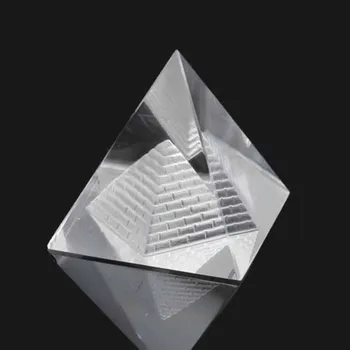1бр Новият Египетски Прозрачен Кристал Кварцевая Пирамида Украса на Дома Масата Подарък от 40 мм * 40 мм