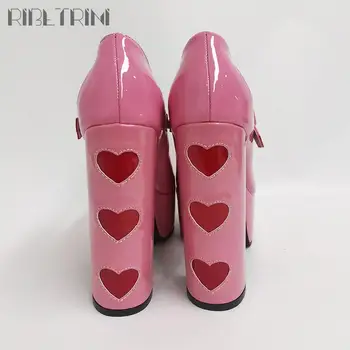 Луксозни Дизайнерски дамски обувки-лодка Омъжи Janes с Надпис Love Heart На Висок Ток и Платформа с Катарама в стил пънк, Розова Сватбена обувки За Партита